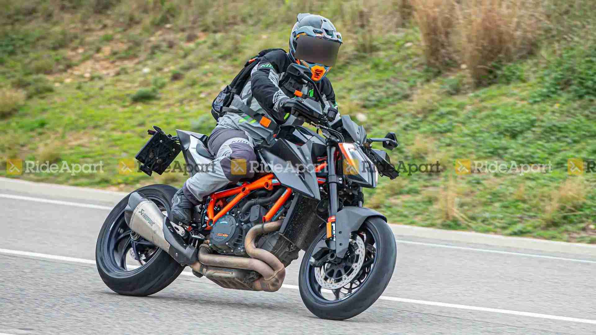 KTM 1290 Super Duke RR Spy Images