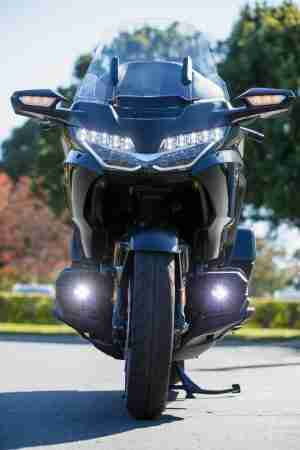 2021 Gold Wing Tour headlights