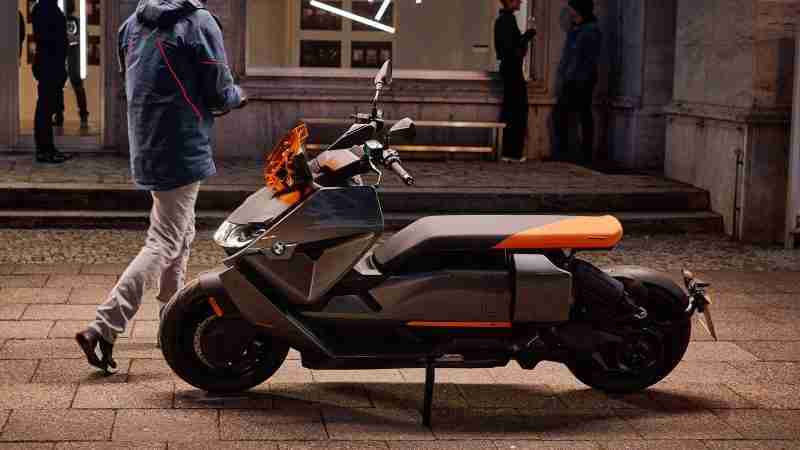 BMW CE 04 electric scooter side view left