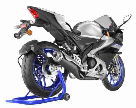 Yamaha Metallic Grey R15M