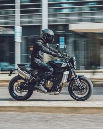 2024 Husqvarna Svartpilen 801