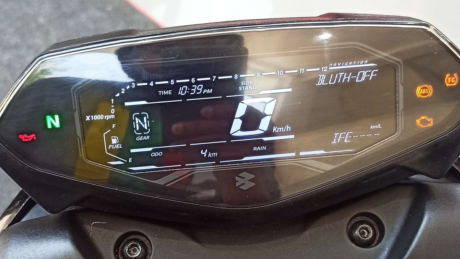2024 Pulsar N250 instrument console digital meter
