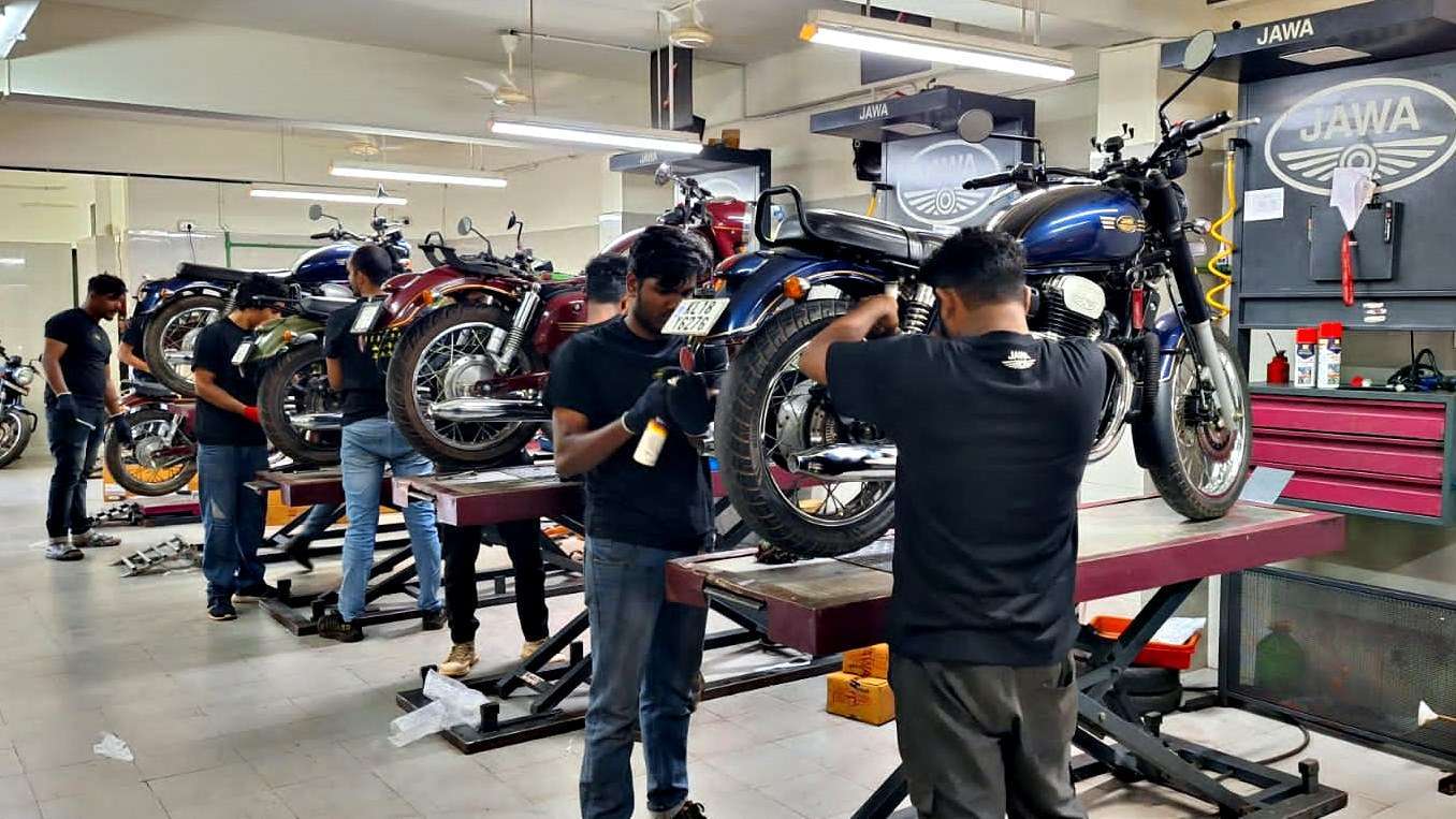 Jawa Yezdi Mega Service Camp