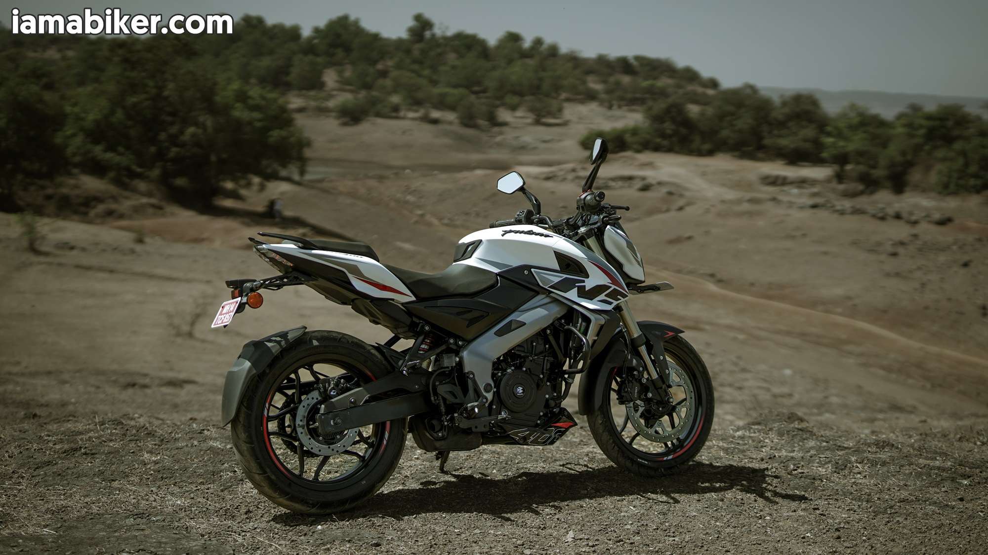 Pulsar NS400Z HD wallpapers