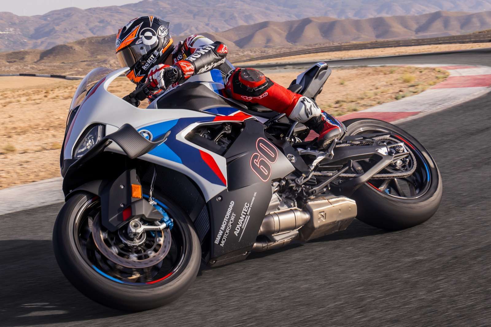 2025 BMW M 1000 RR unveiled
