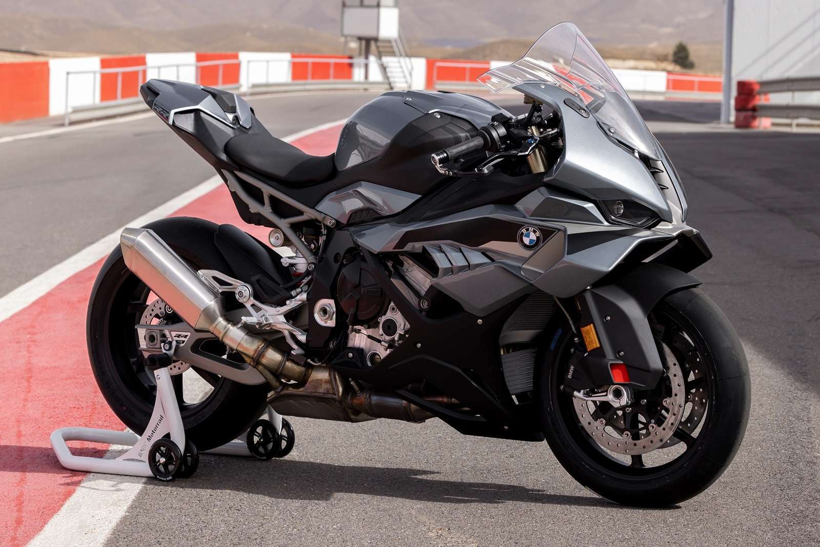 2025 BMW S 1000 RR Blackstorm metallic