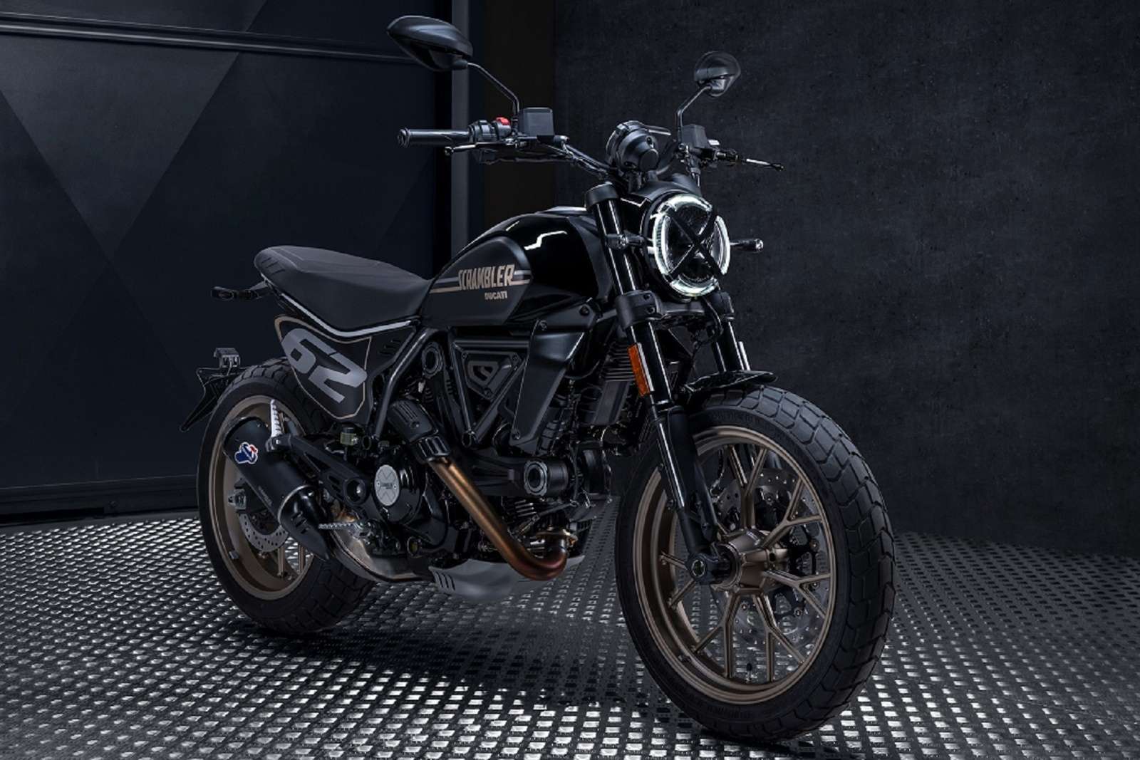 2025 Ducati Scrambler Dark Full Throttle