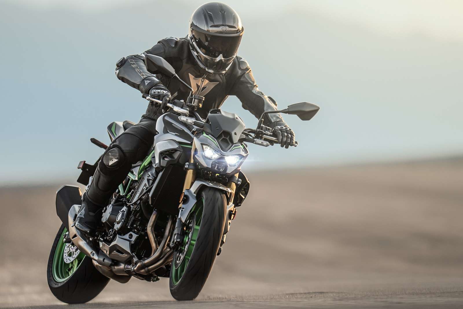 2025 Kawasaki Z900 updated