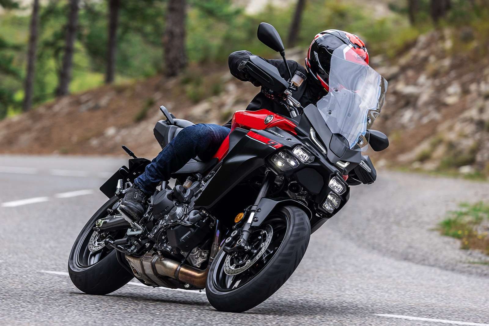 2025 Yamaha TRACER 9