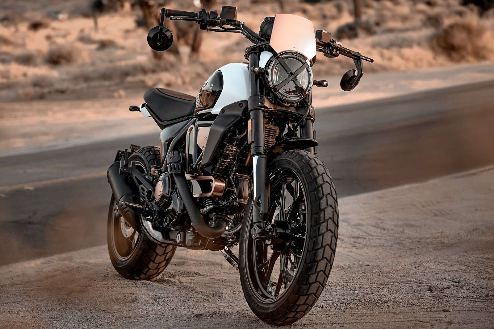 Scrambler Ducati 10° Anniversario Rizoma Edition