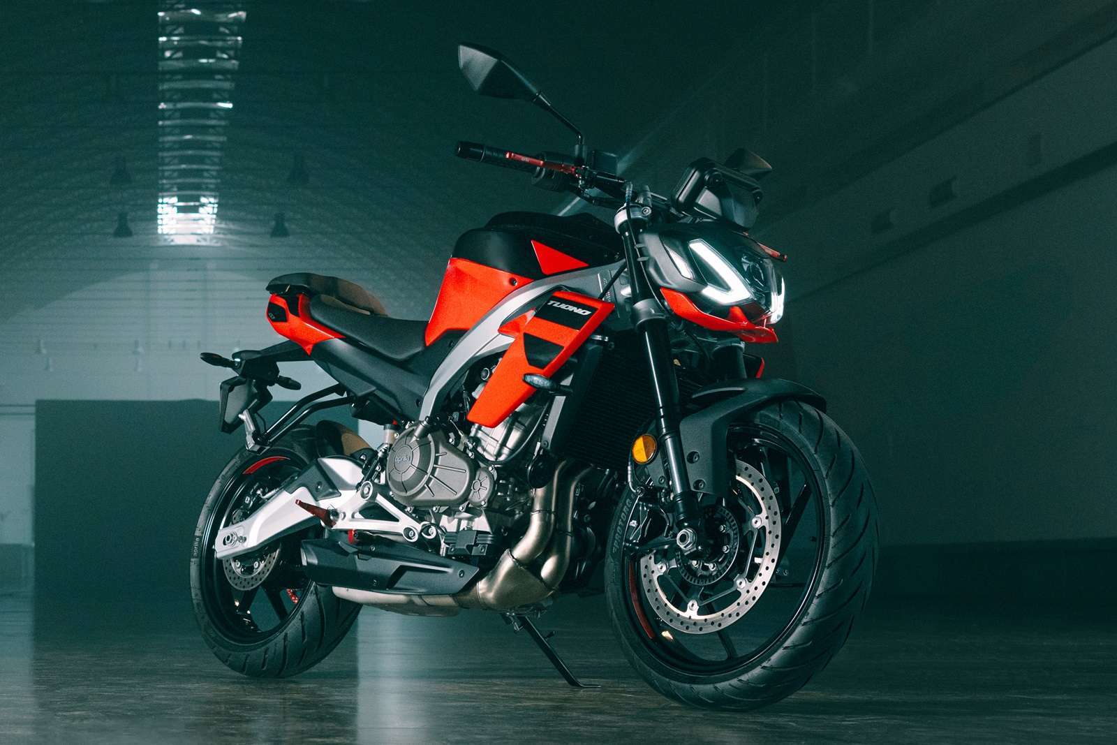 Aprilia Tuono 457