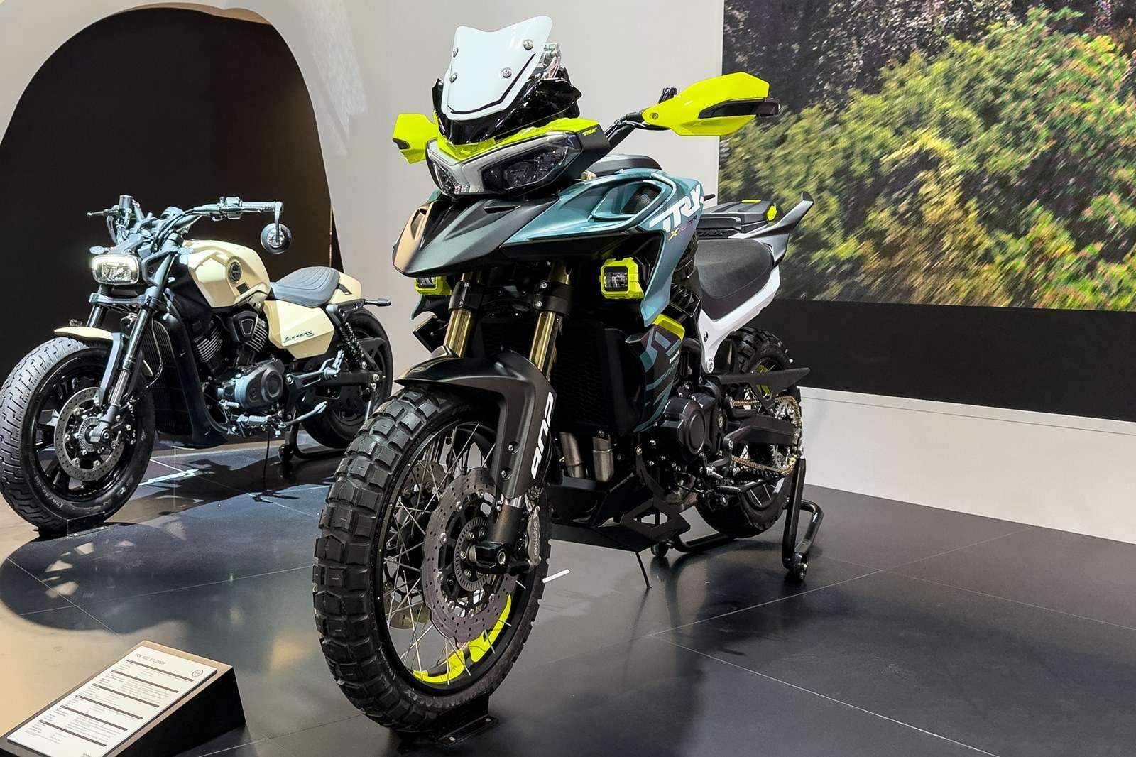 Benelli TRK 902 Xplorer EICMA