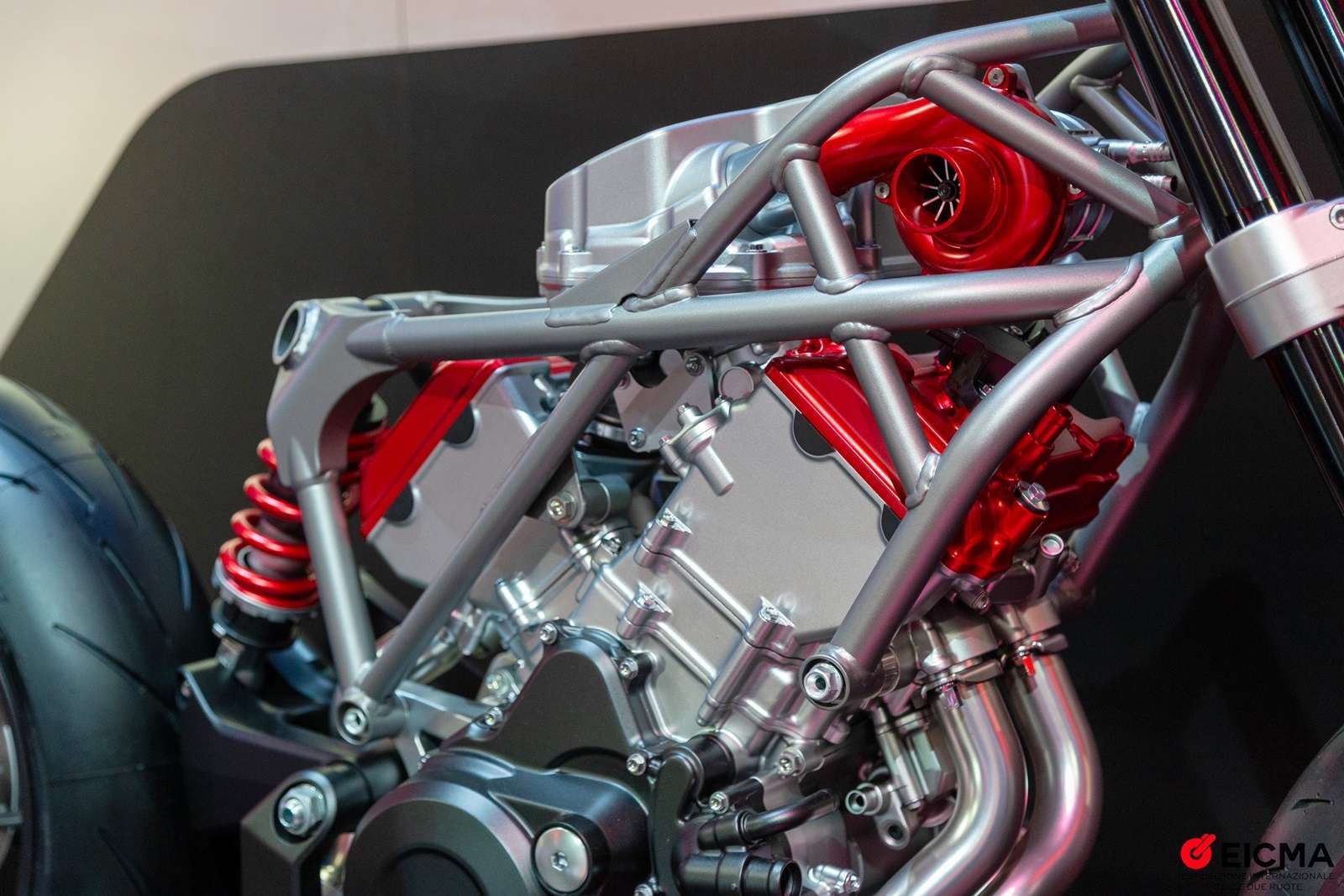 Honda V3 engine with compressor