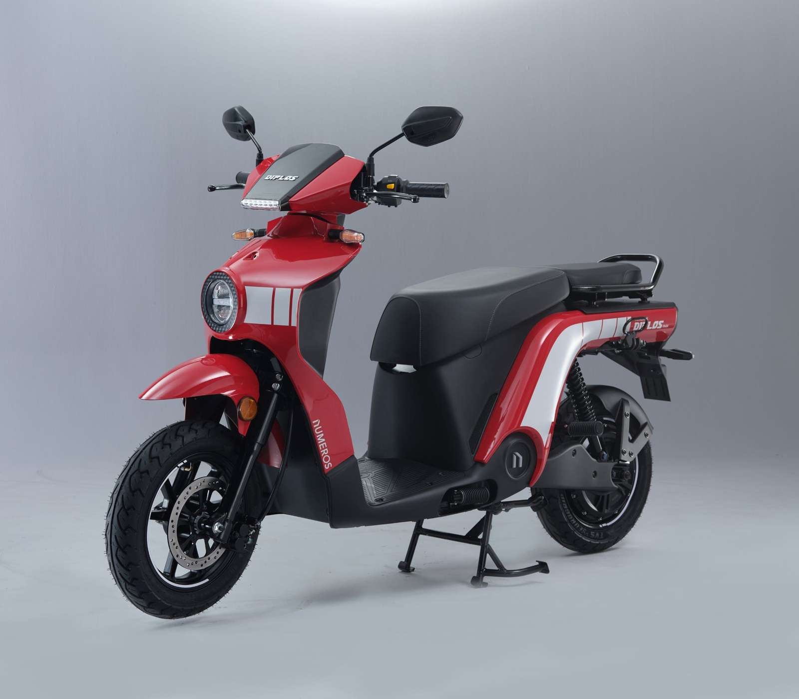 Numeros Motors Launches Diplos Max in Red