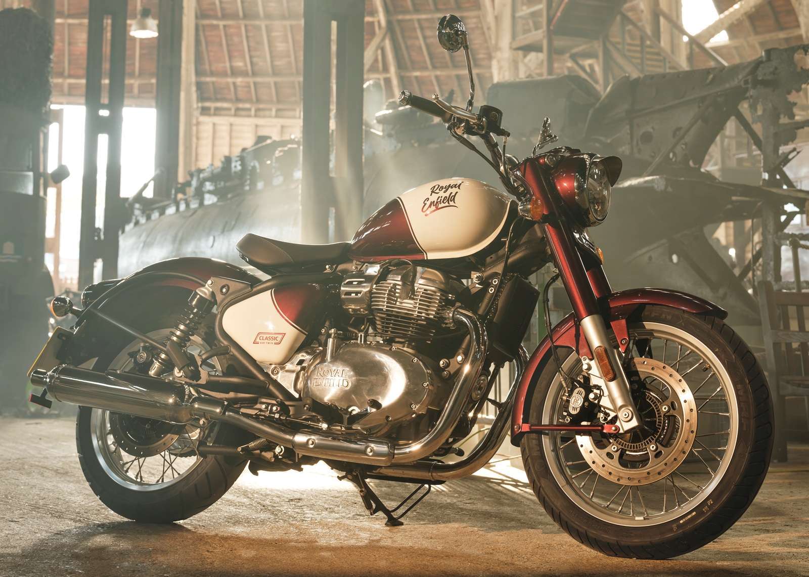 Classic 650 Vallam Red colour option
