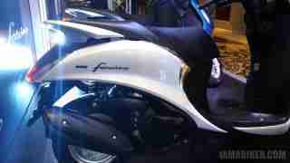 Yamaha Fascino white, seat and back section