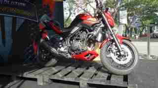 Yamaha MT 25 red