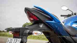 Suzuki Gixxer SF images - tail section