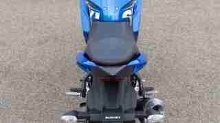 Suzuki Gixxer SF images - top view