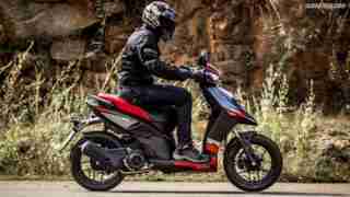 Aprilia SR150