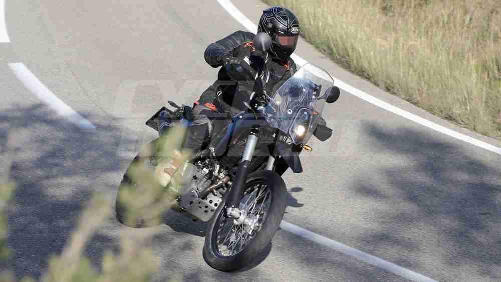 2018 KTM 390 Adventure - front