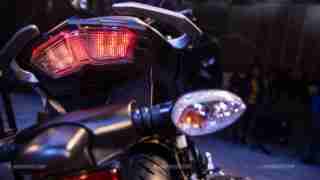 Yamaha FZ25 images