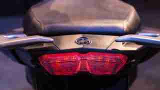 Yamaha FZ25 images