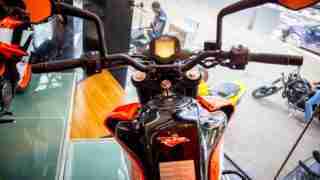 KTM Duke 250 handle bar