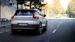 New Volvo XC40 rear