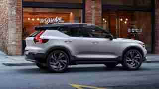 New Volvo XC40 side
