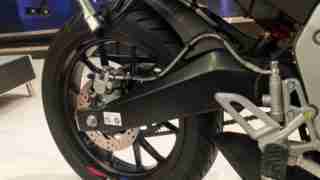 Aprilia RS 150 and Tuono 150 swing arm and tyre