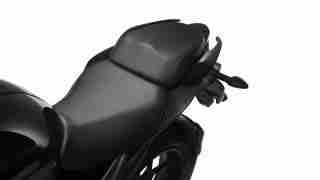 New updated Suzuki Gixxer - Split seat