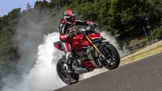 Ducati Streetfighter V4 S - HD wallpaper burnout