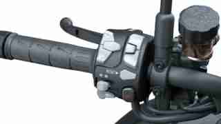 Kawasaki Z H2 HD switch gear - handle bar buttons