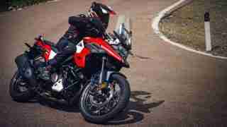 Suzuki V-Strom 1050XT high res images
