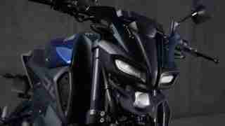 Yamaha MT-125 MT-15 with accessories
