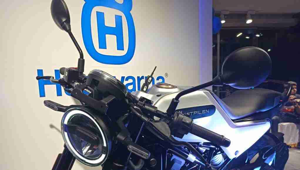 Husqvarna Vitpilen 250 headlight