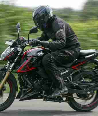 BS6 TVS Apache RTR 200 4V road test review