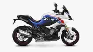 2021 BMW S 1000 XR - Light white uni - Racing blue metallic - Racing red uni right side view