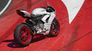 Ducati Panigale V2 White Rosso livery