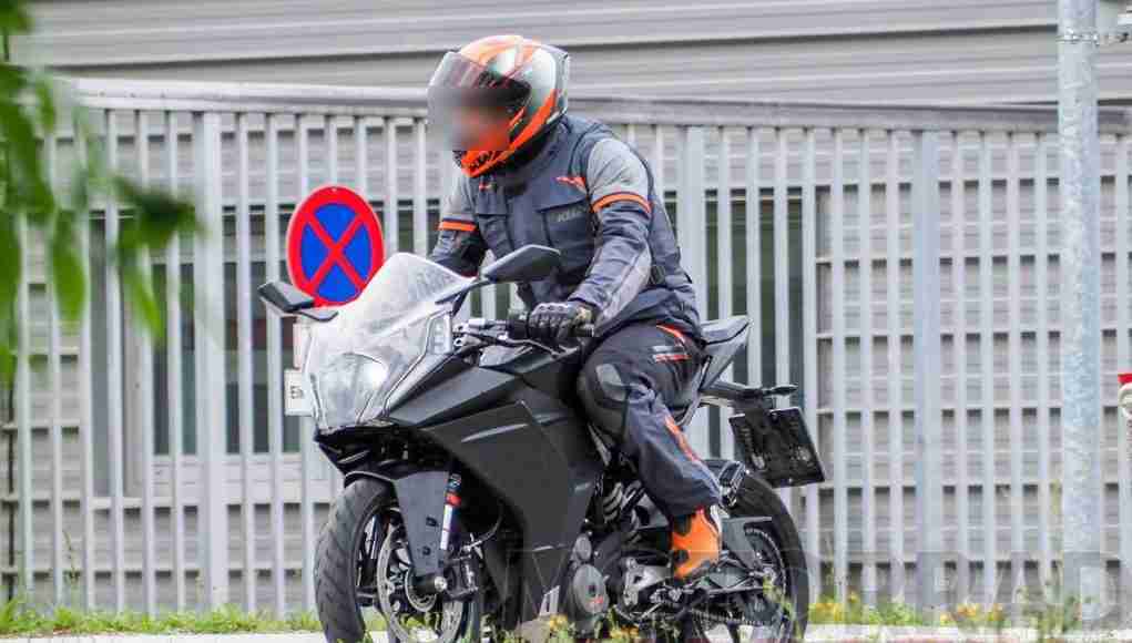 2021 KTM RC 390