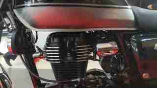 Honda H'ness CB 350 engine left side