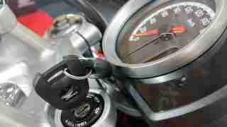 Honda H'ness CB 350 key