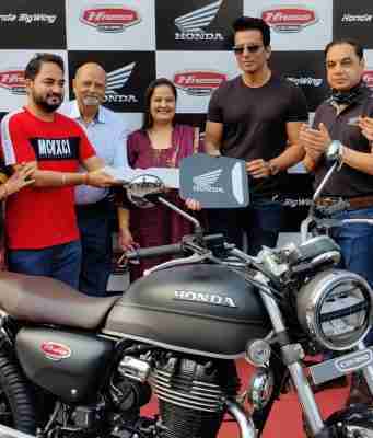 First delivery at Honda Big Wing Chandigarh
