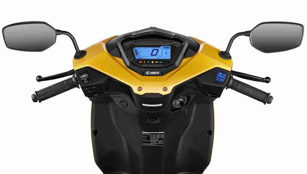 Hero Maestro Edge 125 Bluetooth connectivity digital tft screen
