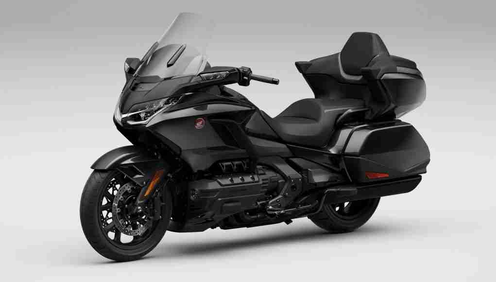 2022 Gold Wing Tour (DCT) Gunmetal Black Metallic (with blacked-out engine) colour option