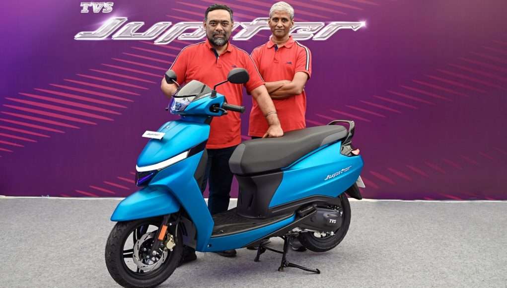 Mr. Aniruddha Haldar, SVP - Head Commuter Business and Head Corporate Brand & Media and Mr. R Babu, SVP – R&D
