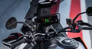 KTM 8.8” TFT dash on 1390 SUPER DUKE GT