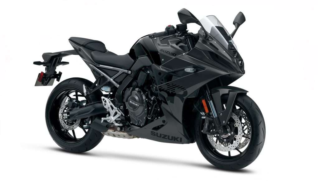 Suzuki GSX-8R in Metallic Matte Black No.2