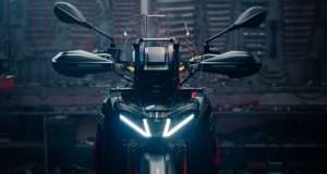 2025 Aprilia Tuareg Rally head light